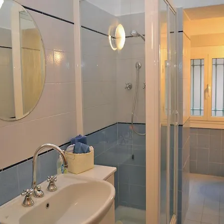 Three-bedroom -ge- 05 Apartment *
